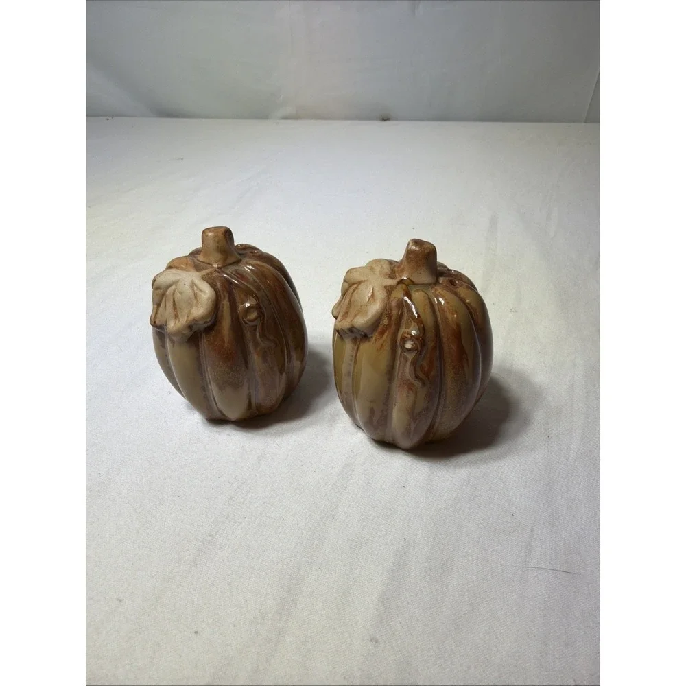 PUMPKIN Salt and Pepper Shaker Set Pottery Drip Glazed Ceramic